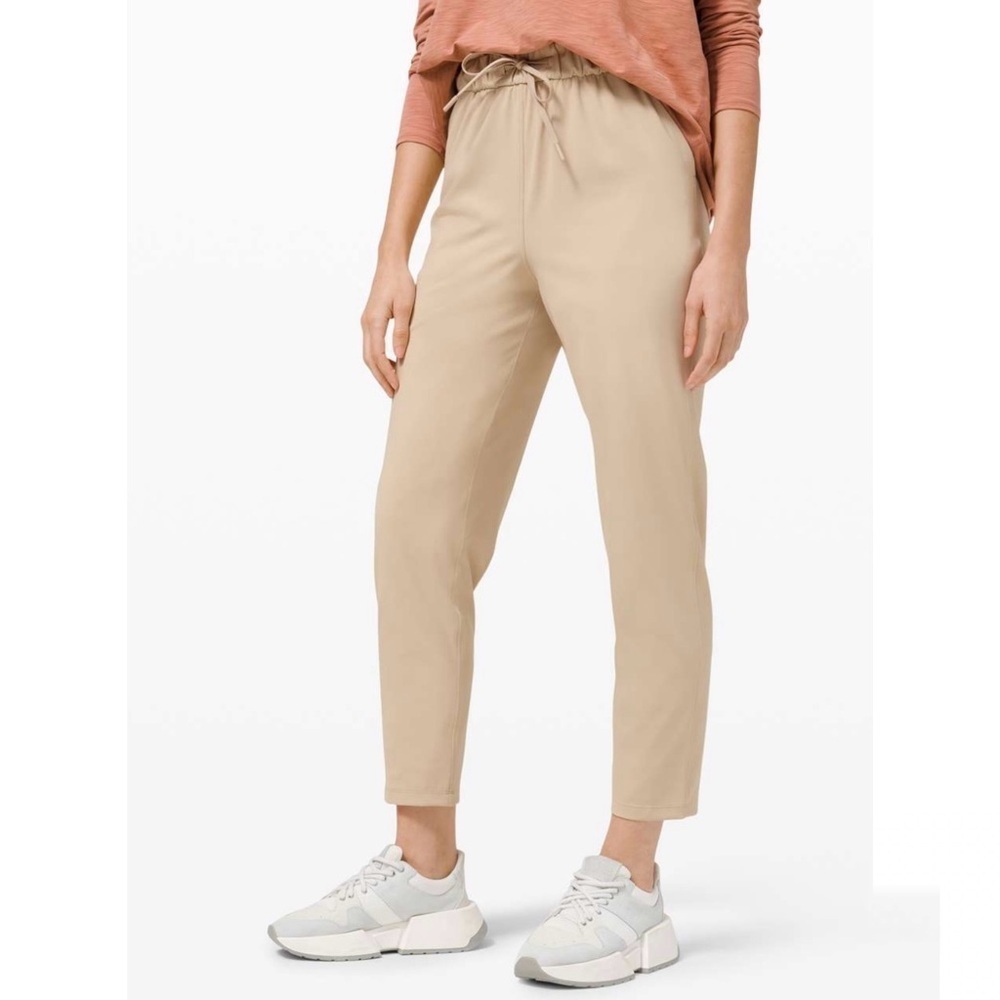 Lululemon Keep Moving Pant 7/8 High-Rise Sz 4 - Picture 8 of 8